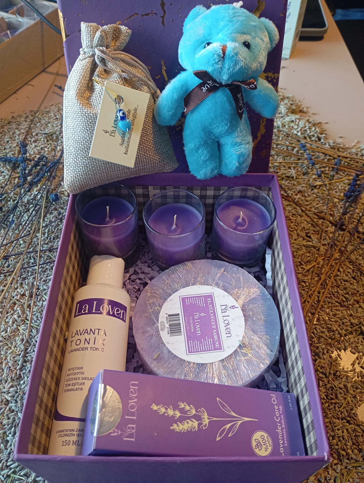 Tam Bakım ve Rahatlama Seti (6'lı Lavanta, Mum ve Peluş Hediye)