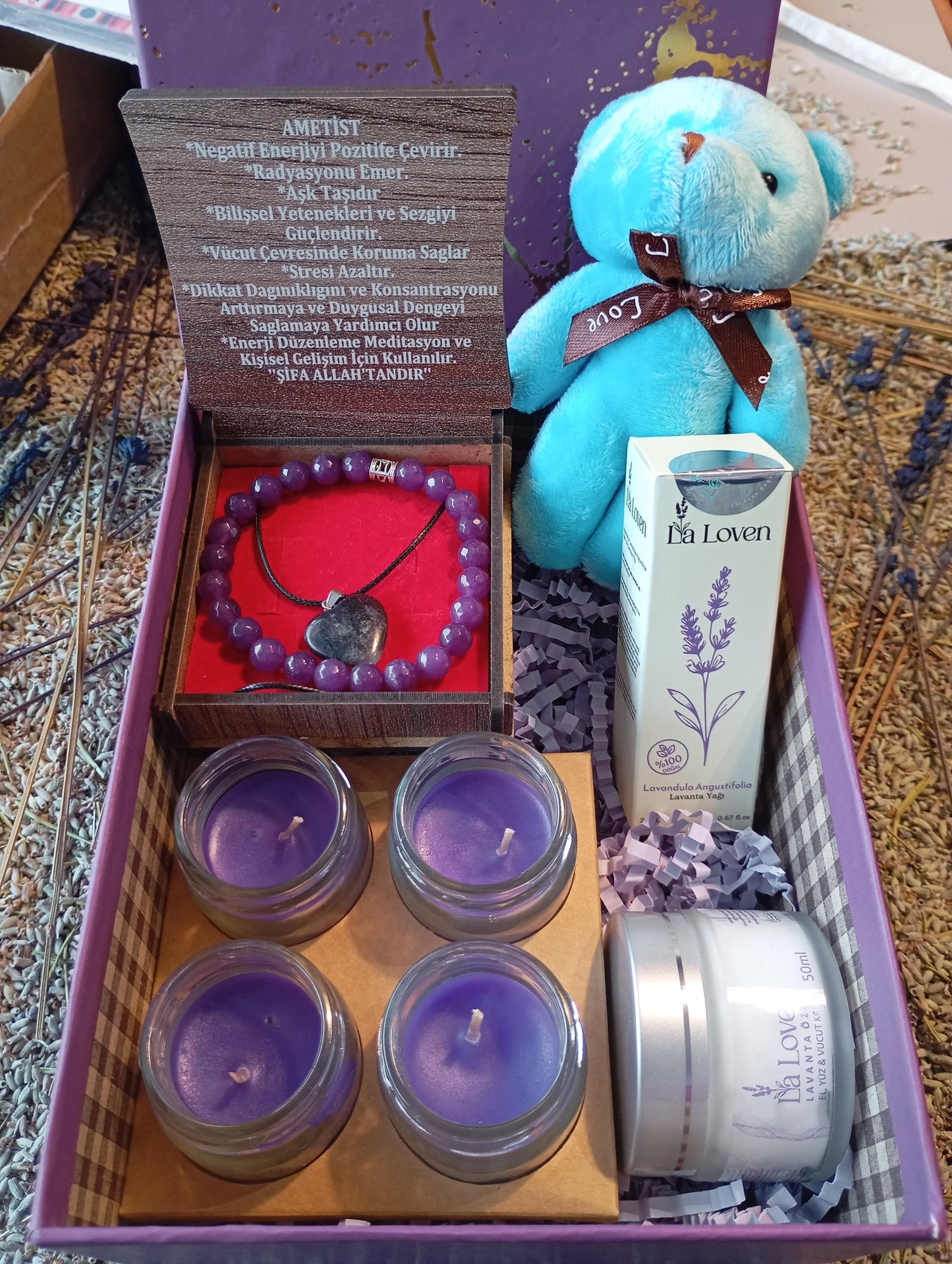 Yılbaşı Lüks Hediye Seti (Takı, Mum, Bakım ve Ayıcık Hediyeli)