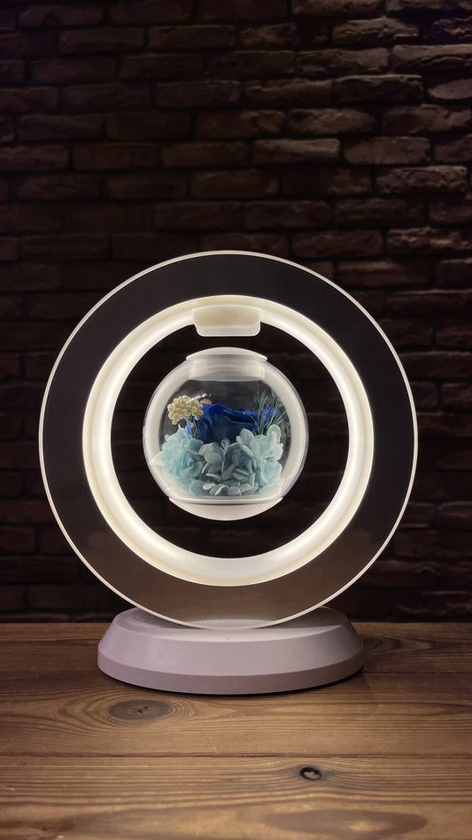 Beyaz LED Aydınlatmalı Mavi Çiçekli Dekoratif Masa Lambası | Soft Işıklı Dekor Lamba