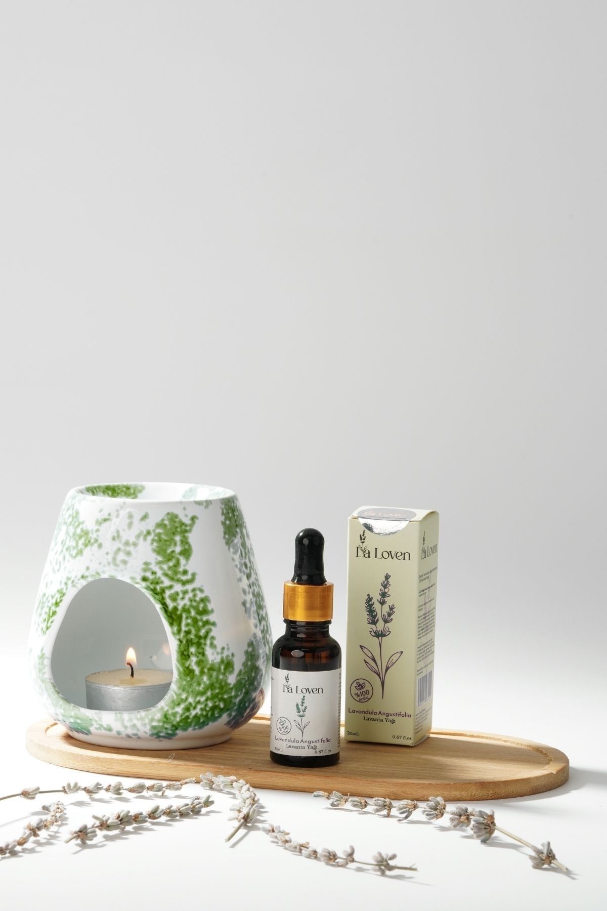 Meditasyon İkilisi | Lavanta Yağı 20 ml ve Desenli Yeşil Buhurdanlık %100 Doğal